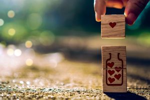 تنظیم هیجانات و احساسات برای درمان اعتیاد به عشق