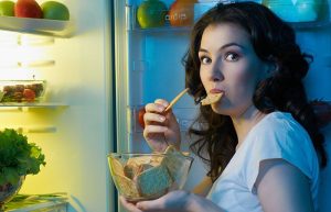 اعتیاد به غذا خوردن و پرخوری